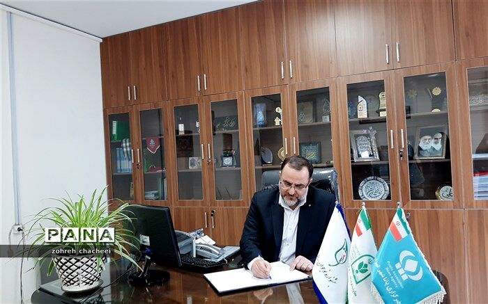عنایت مهر: کرونا باعث آشنایی آحاد جامعه با جایگاه و منزلت مدافعان سلامت شد