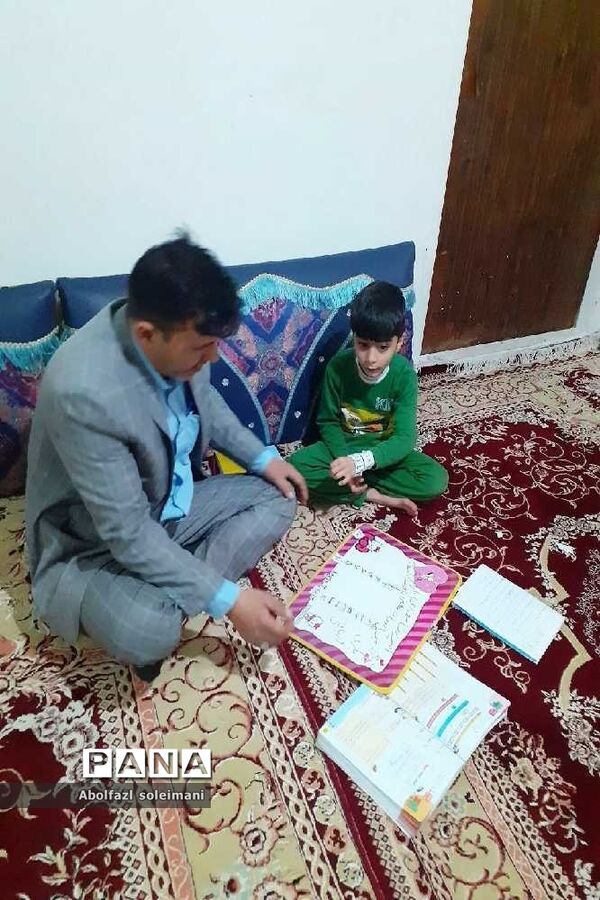 کلاس درس خانگی ابتکار معلم آوجی