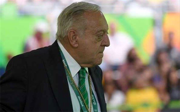 دوران سلطنت تاماش آیان در وزنه‌برداری جهان به پایان رسید