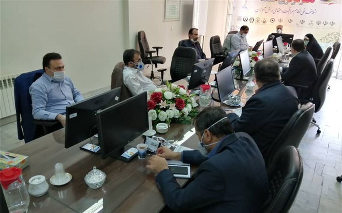 کریمی: برای کار تخصصی مدیران باید اطلاعات شان را از فضای مجازی بالا ببرند