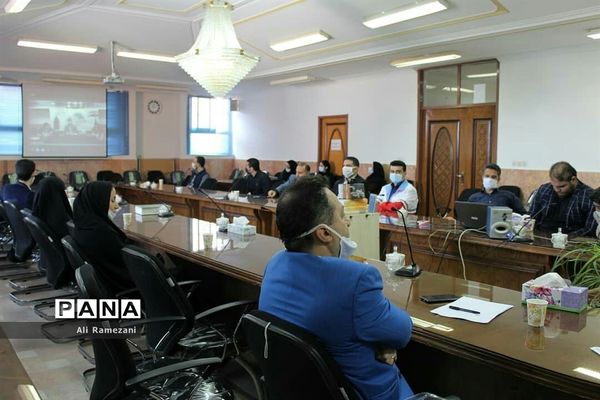 جلسه ویدئو‌کنفرانس فرمانداری قائم‌شهر با استاندار و سایر فرمانداری‌ها