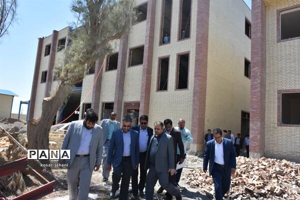 بازدید رئیس سازمان نوسازی مدارس کشور از پروژه های در حال ساخت سیستان وبلوچستان