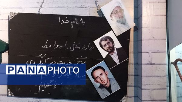 افتتاح نمایشگاه فرهنگی دومین کنگره ملی ۸ هزار شهید گیلان