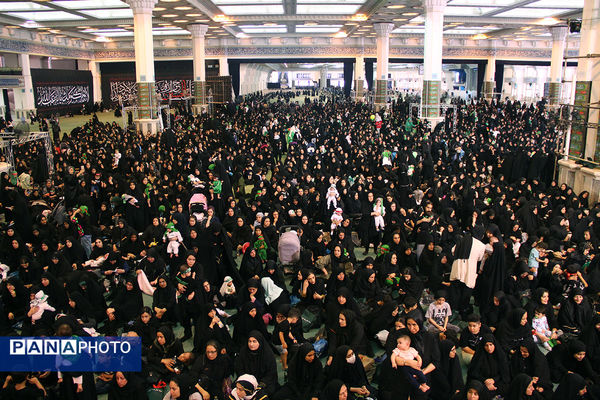 اجتماع بزرگ شیرخوارگان حسینی در تهران 