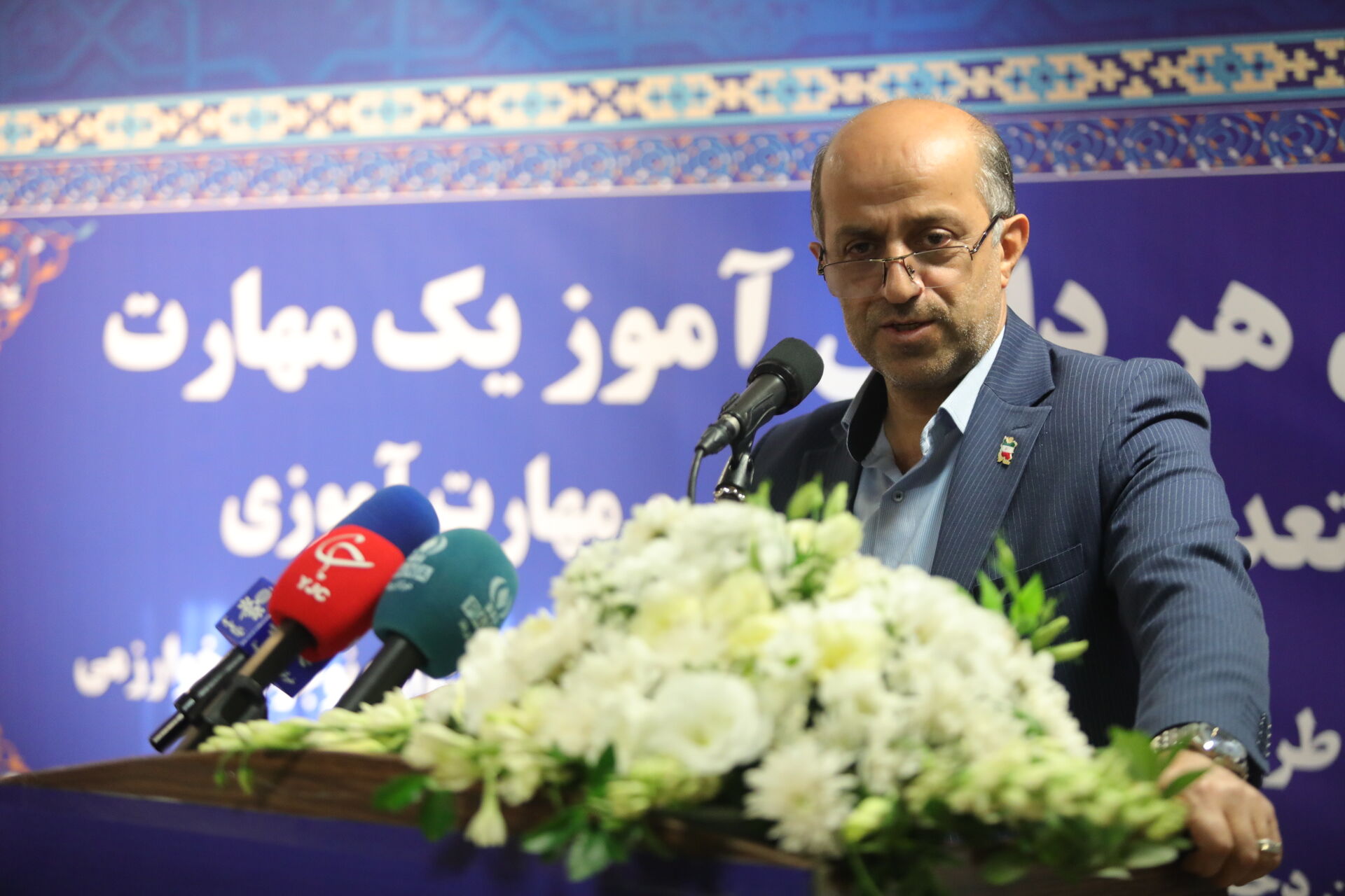طرح ملی «هر دانش‌آموز، یک مهارت» از پایه هفتم آغاز شد/ آموزش مهارت‌های فناوری‌های نوین، شغلی، فرهنگی و ورزشی به دانش‌آموزان