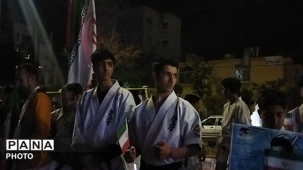 بیعت ورزشکاران  نیشابوری با رهبر انقلاب-۱