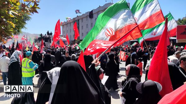 مراسم تشییع پیکر مطهر رهبر معظم انقلاب در جوار ملکوتی حرم امام رضا (ع)