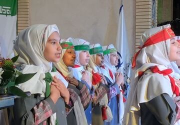 اجتماع بزرگ معلمان کشور دوست در شهرستان زارچ