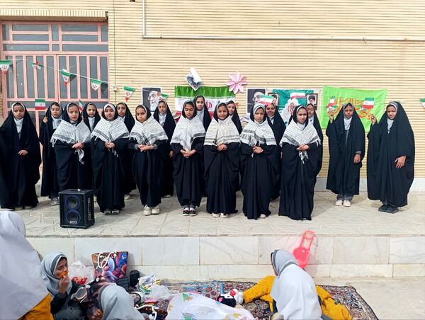 جشن نیمه شعبان در دبستان خدیجه کبری ابرکوه