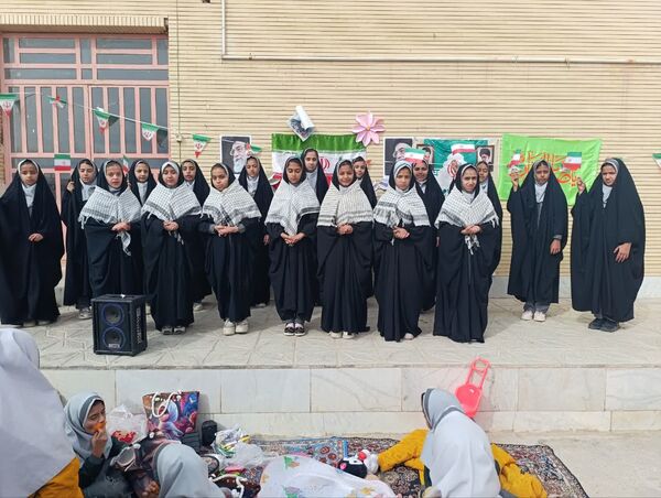 جشن نیمه شعبان در دبستان خدیجه کبری ابرکوه