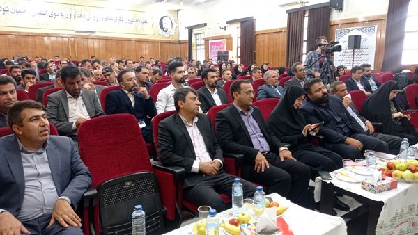 برگزاری دوره توانمندسازی نیروی انسانی در راستای رویکرد اصلاح روش‌های آموزش و تحول در محیط‌های یادگیری