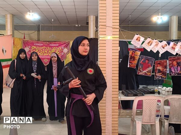 آغاز بازدید دانش‌آموزان از «پاتوق نوجوان مبارز» و غرفه‌های تخصصی