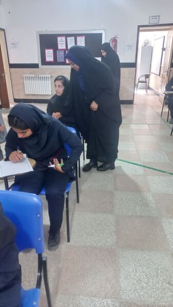بازدید سرپرست اداره آموزش و پرورش استثنایی استان از روند برگزاری امتحانات نوبت دوم