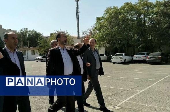 توزیع تجهیزات هنرستان‌ها در بازدید معاون متوسطه وزیر آموزش و پرورش 