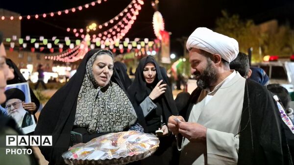 از کلاس درس تا خدمت؛ موکب بسیج و دانش‌آموزی پیشگامان جهاد تبیین و خدمت