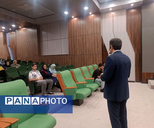 همایش انتخاب رشته کنکور سراسری و معرفی رشته های دانشگاهی، در شهرستان ملارد