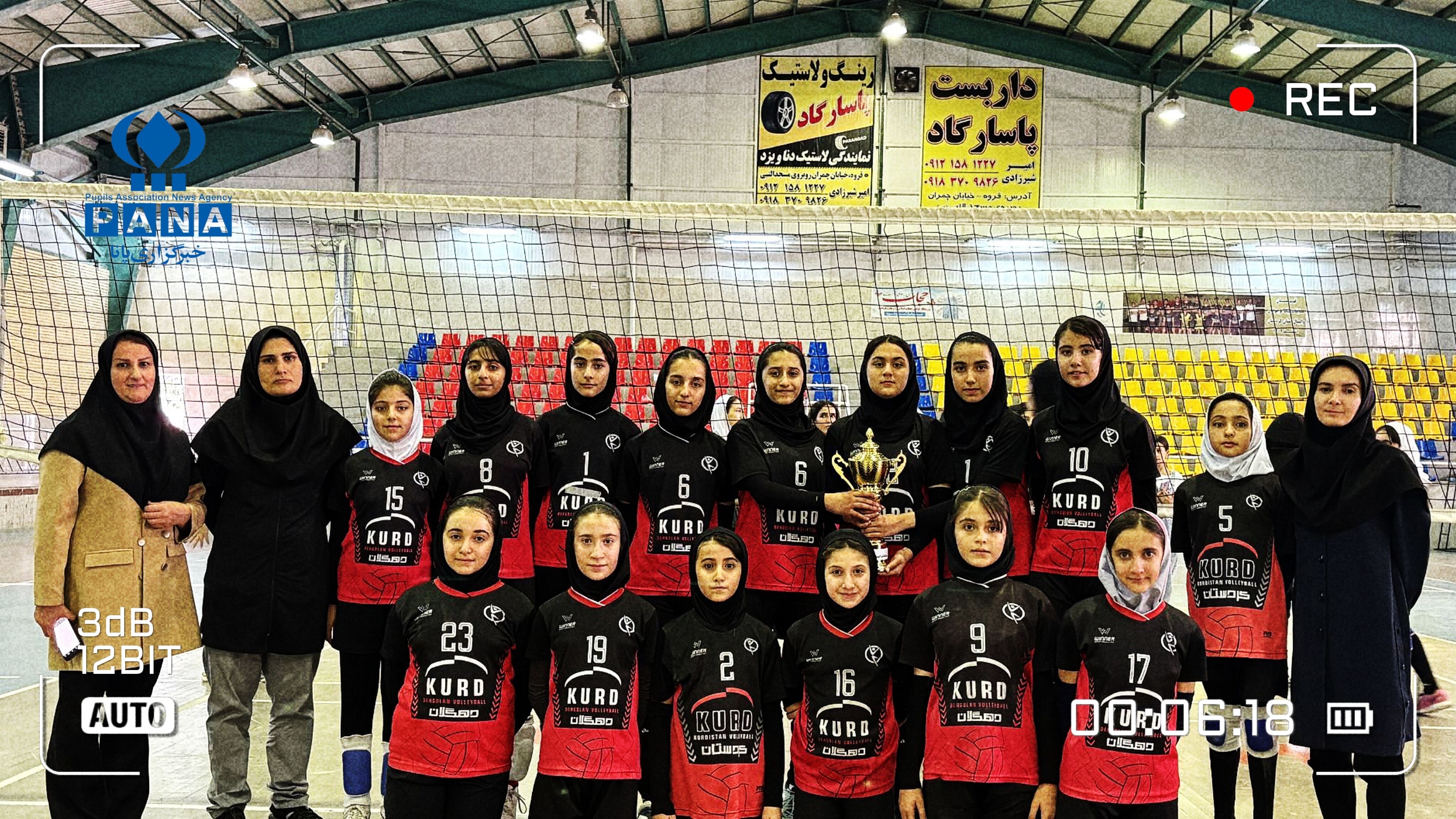 دهگلان قهرمان والیبال نونهالان دختران کردستان شد