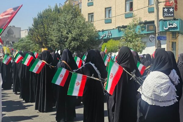 راهپیمایی جان‌فدایان ایران در شیراز - 1