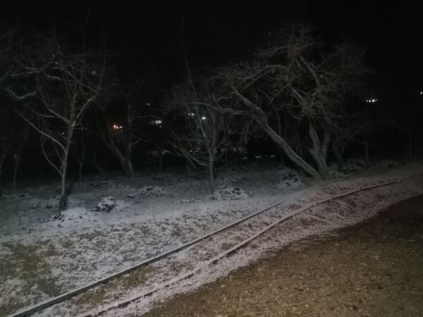 بارش برف پاییزی در شهرزیبای بار نیشابور 