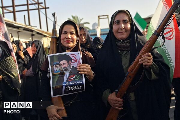 نمایش عظیم اقتدار جان‌فدایان ایران امام رضایی در باشت
