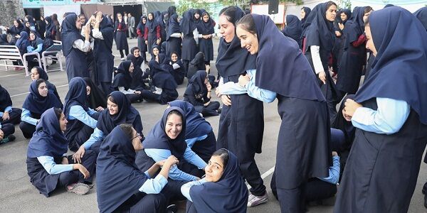 روابط عاطفی، دانش‌آموزان را در برابر مشکلات زندگی صبورتر می‌کند