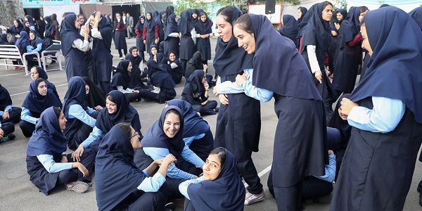 روابط عاطفی، دانش‌آموزان را در برابر مشکلات زندگی صبورتر می‌کند