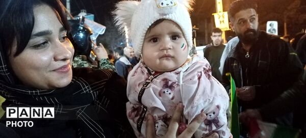 قاب پانا میزبان اجتماع پرشور مردمان ولایت مدار نیشابور در بلوار فضل