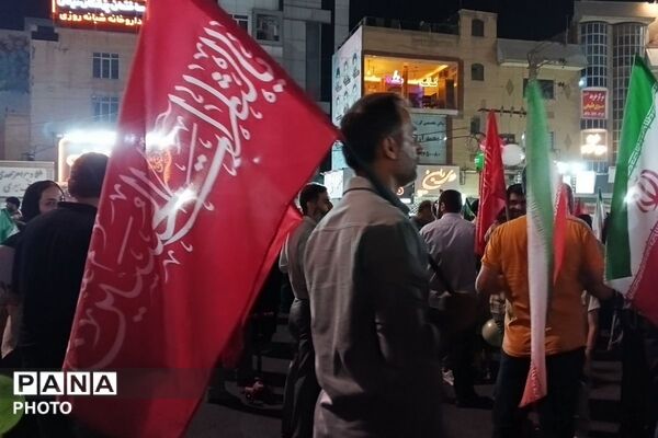 باز هم حضور پرشور و باشکوه مردم شهرستان قدس امشب درمیدان امام خامنه‌ای 