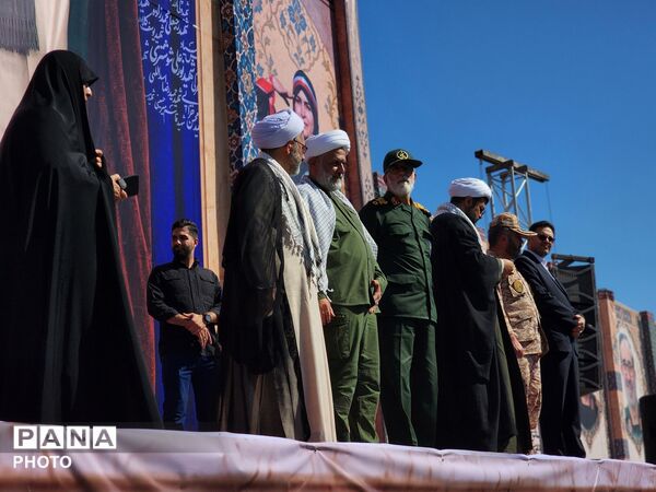 ۳۱۳ هزار «جان‌فدا» در قاب ایران؛ حضور نسل آینده‌ساز در رزمایش بزرگ تهران