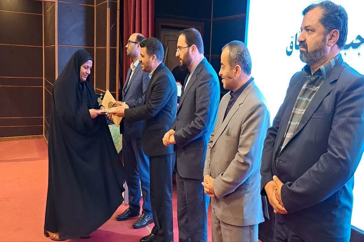 برترینهای جشنواره منطقه‌ای مطبوعات شرق کشور تجلیل شدند

