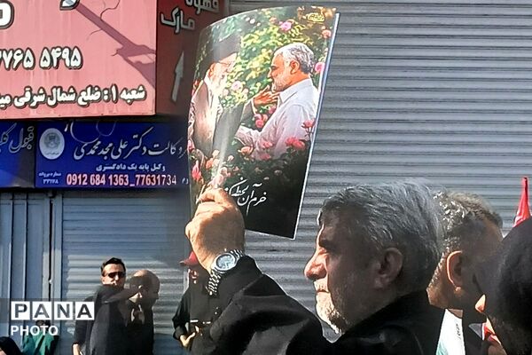 روایت عشق و وفاداری در بدرقه شهدا