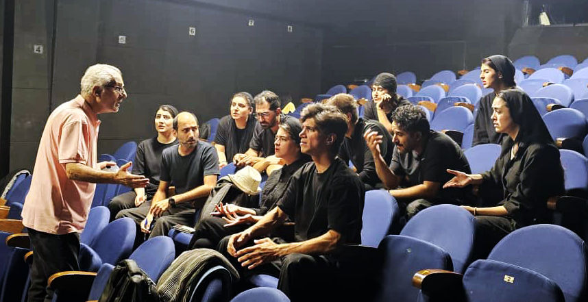 فریاد «یا عیسی مسیح بیچاره شدیم» در تالار قشقایی بلند می‌شود