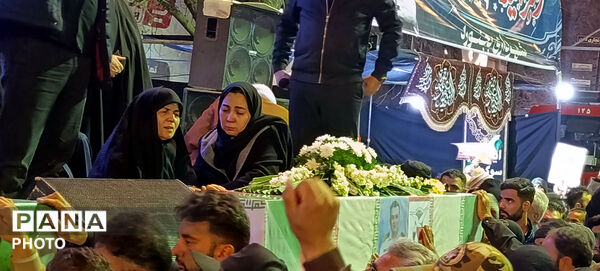 وداع مردم شریف عزدار شهرستان با دو شهید جنگ صهیونیستی 
