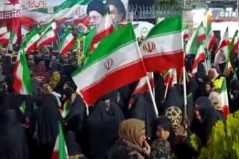 سنگر مردمی شبانه در فیروزآباد