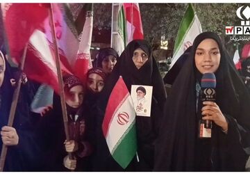 پاسخ جوانان و نوجوانان به یاوه گویی های ترامپ