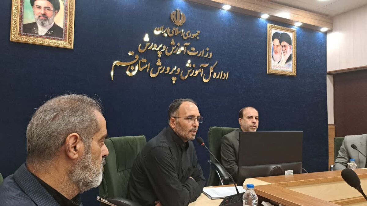 آموزش و پرورش قم تمام‌قد در خدمت زائران حاضر در مراسم تشییع رهبر شهید خواهد بود