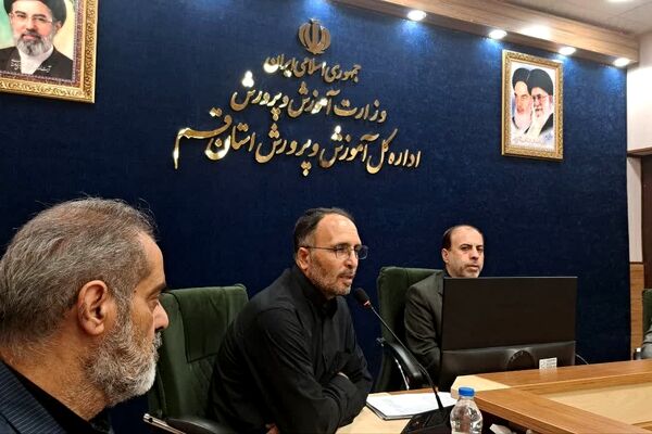 آموزش و پرورش قم تمام‌قد در خدمت زائران حاضر در مراسم تشییع رهبر شهید خواهد بود