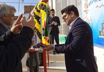 طنین زنگ سوادآموزی در دبستان شهید نجفی فدافن
