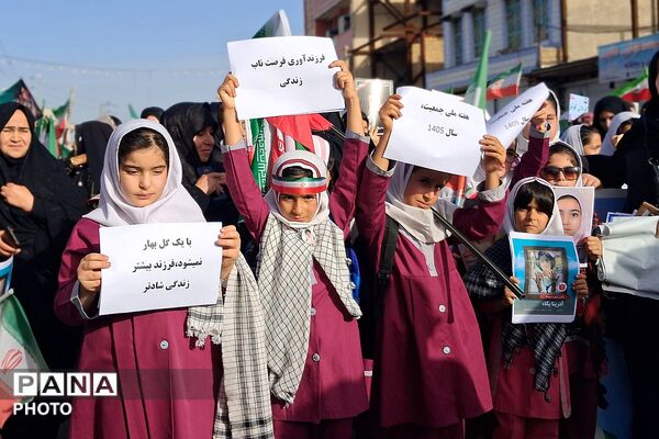 نمایش عظیم اقتدار جان‌فدایان ایران امام رضایی در باشت