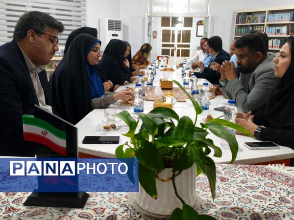 روز پرکار هیات استانداری در شرق هرمزگان