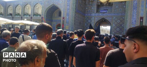 زنجیره زنی و سوگواری امام حسن مجتبی علیه السلام توسط هیئات کاشمر در مشهد