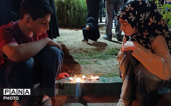  مشق شبانه سوگواران برای رهبر شهید در شام غریبان