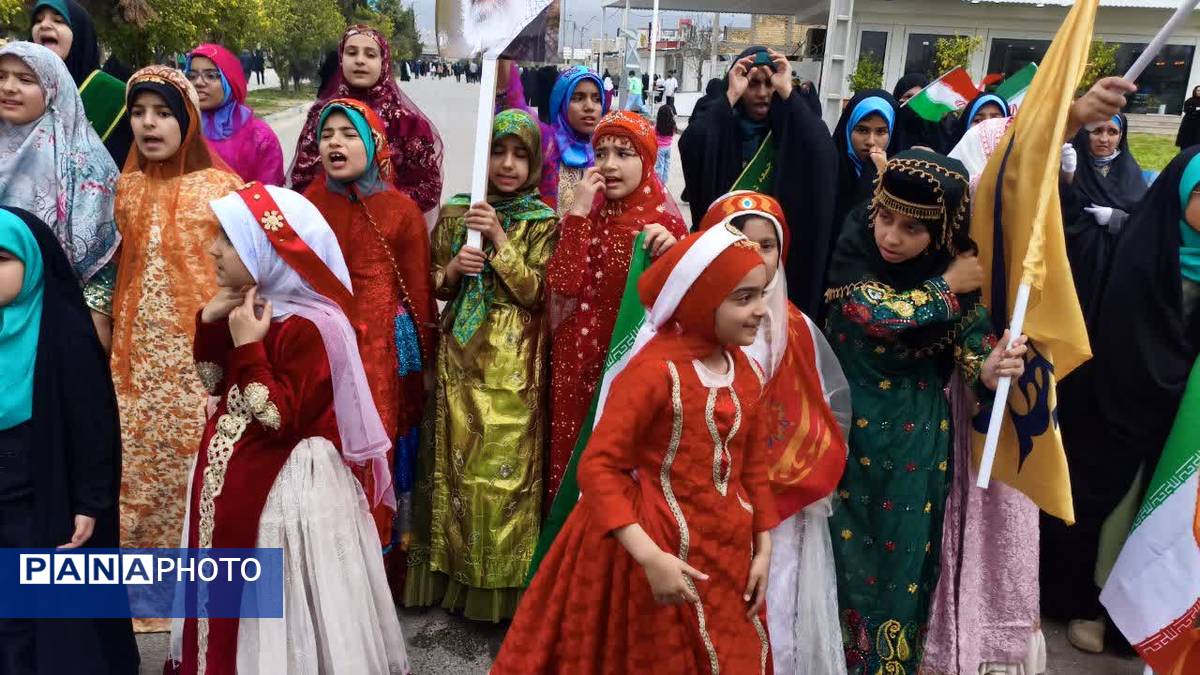 حضور  پرشور مردم در راهپیمایی ۲۲ بهمن دهدشت