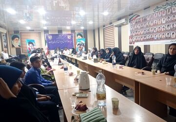 تجلیل از سفیران سلامت در آموزش و پرورش میناب