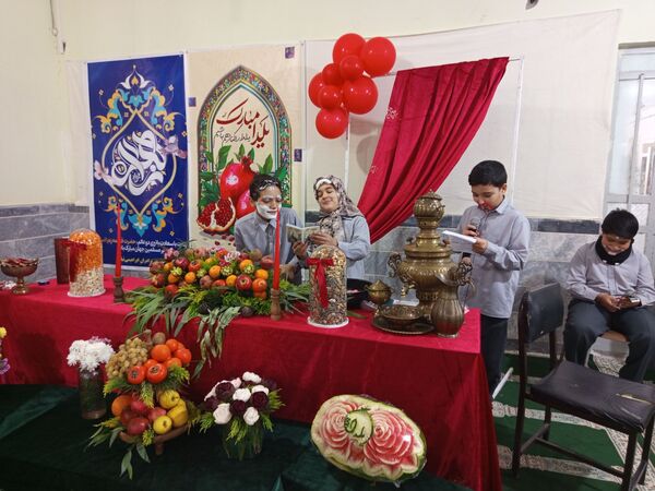 یلدا؛ بهانه‌ای برای همدلی و شادی در مدرسه برادران ابراهیمی‌نیا