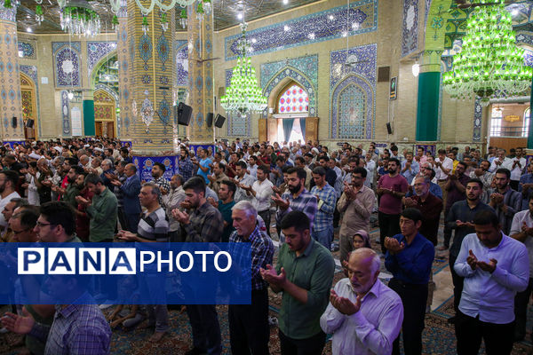 نماز عید قربان در مسجد مقدس جمکران