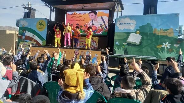 جشنواره تئاتر کودک و نوجوان در مدارس منطقه جوکار 
