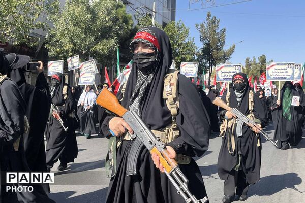«جانفدایان»؛ نمایش آمادگی و هماهنگی در میدان