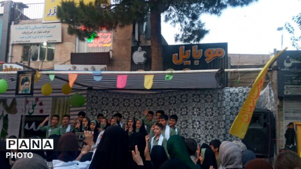 نیشابور در جشن غدیر غرق در شادی؛ از میدان امام خمینی تا انقلاب، موج حضور مردم