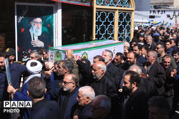 تشییع پیکر شهید سرگرد «جواد عبدی» در حملات آمریکایی - صهیونی
